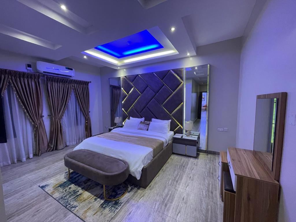 God'S Touch Apartments Signature Lagos Ngoại thất bức ảnh