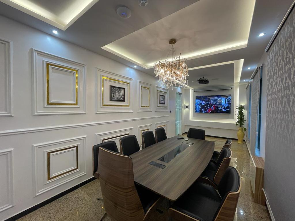 God'S Touch Apartments Signature Lagos Ngoại thất bức ảnh