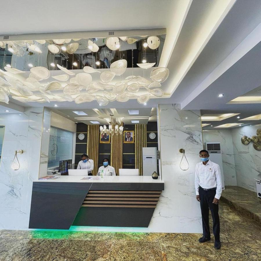 God'S Touch Apartments Signature Lagos Ngoại thất bức ảnh