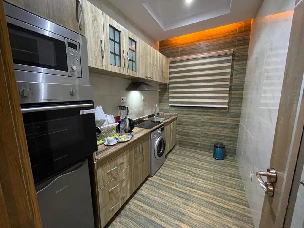 God'S Touch Apartments Signature Lagos Ngoại thất bức ảnh