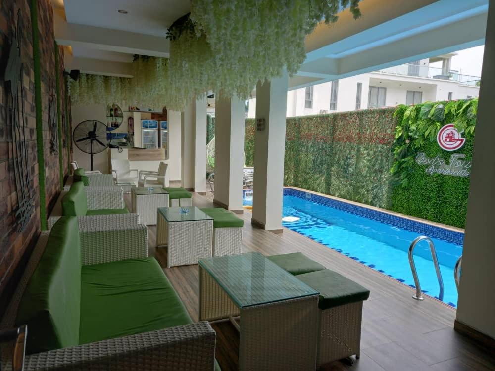 God'S Touch Apartments Signature Lagos Ngoại thất bức ảnh
