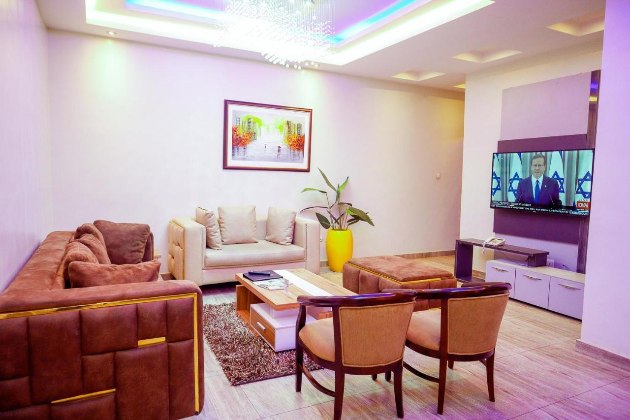 God'S Touch Apartments Signature Lagos Ngoại thất bức ảnh