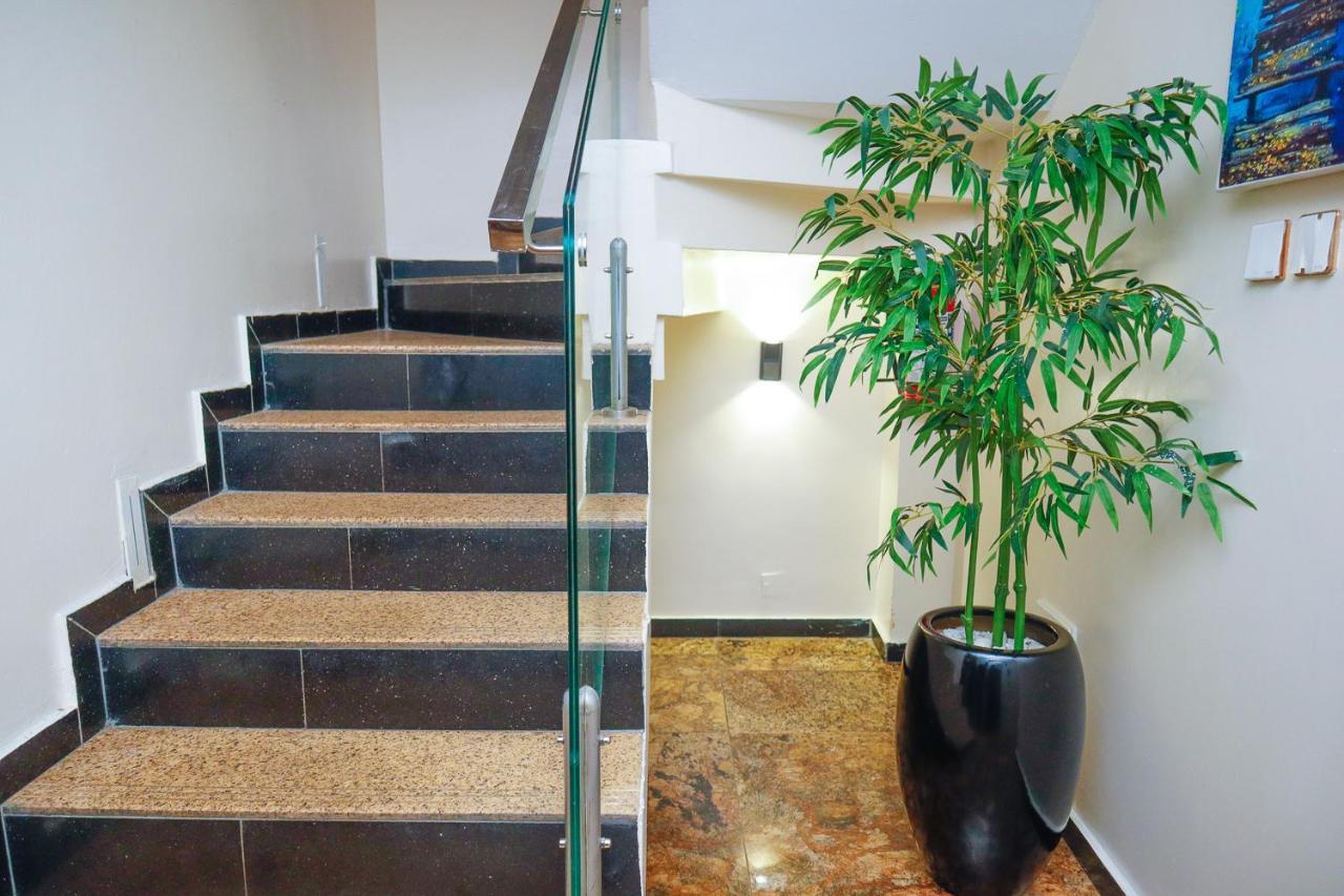 God'S Touch Apartments Signature Lagos Ngoại thất bức ảnh