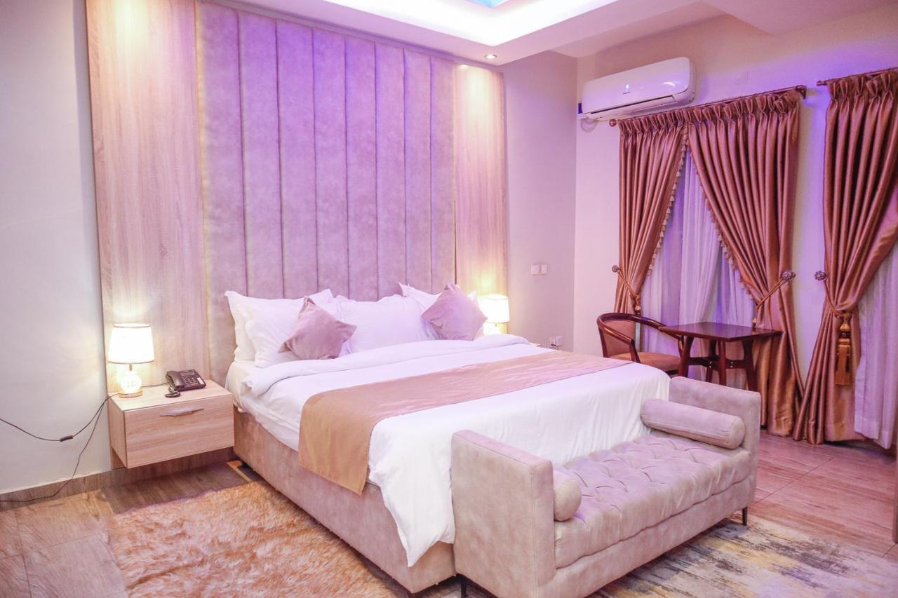 God'S Touch Apartments Signature Lagos Ngoại thất bức ảnh